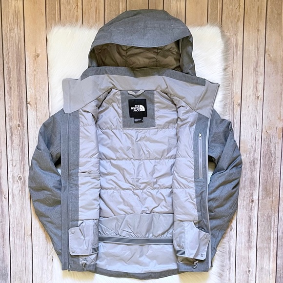 The North Face Women’s Lenado Waterproof Jacket In Grey - Picture 6 of 11